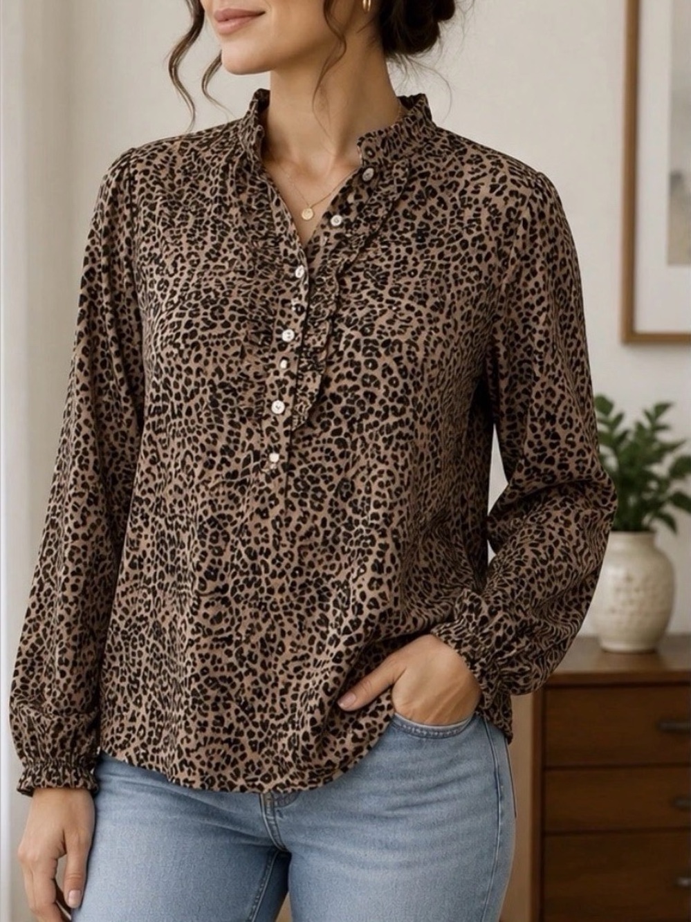 Jodifl NWT Leopard Print Ruffle Blouse Size Small